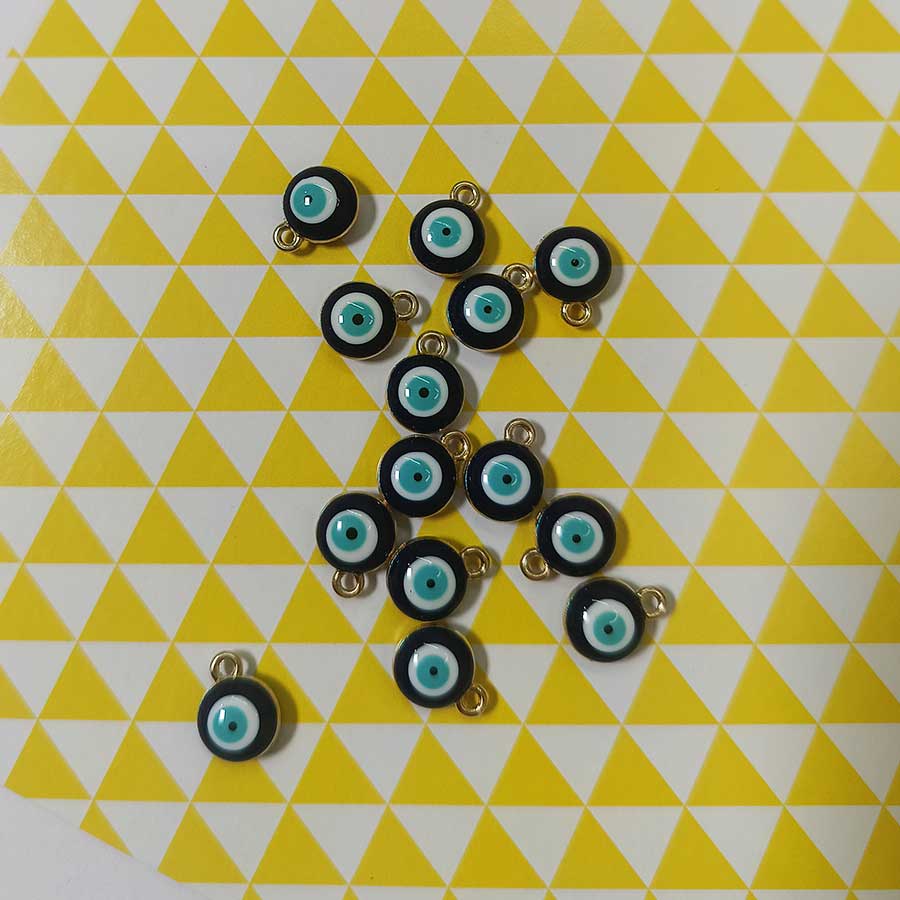 Evil Eye Charm / Daisy Pendents Pack  of -5